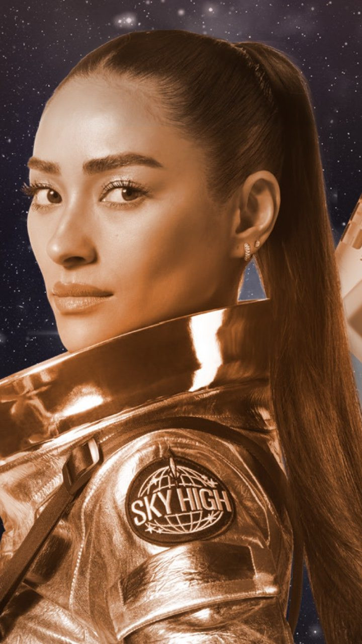 Get Lost in Maybelline Universe