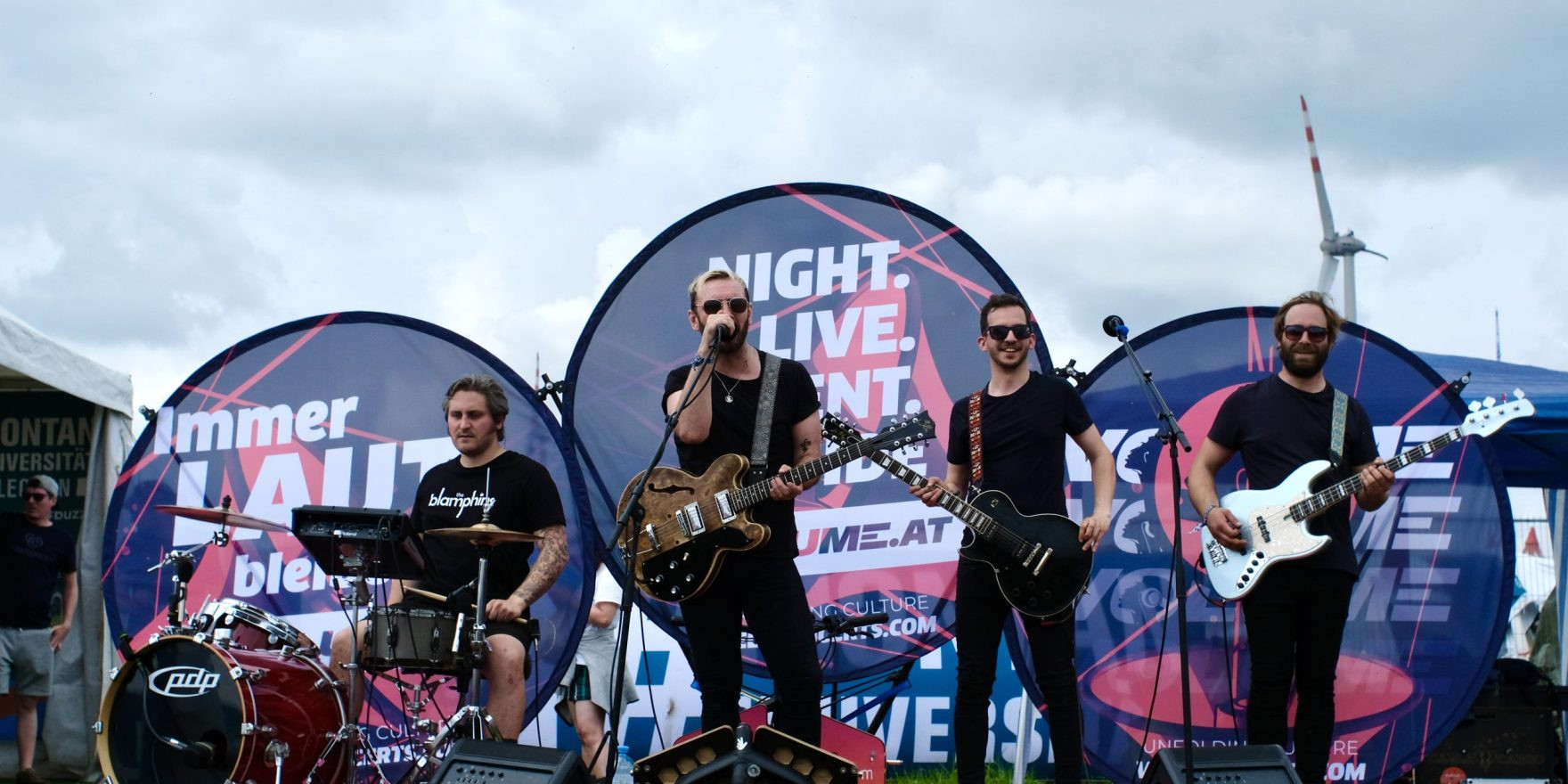 Spiele am Nova Rock auf der VOLUME Pop-Up Stage