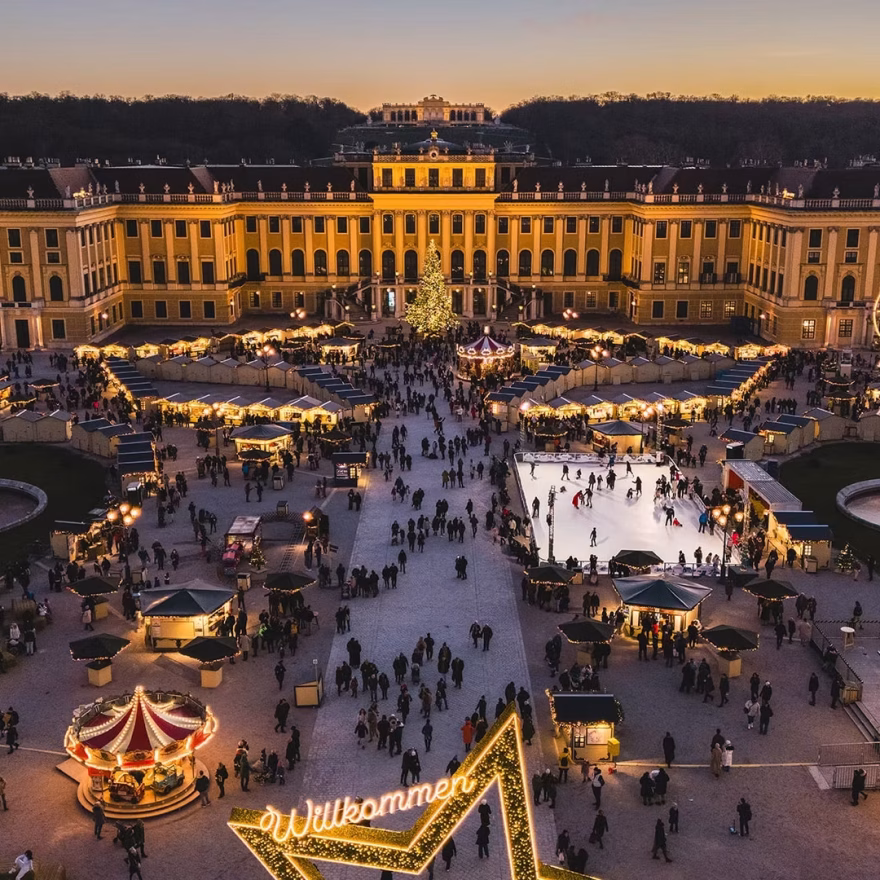 Weihnachtsmarkt Schloss Schönbrunn 2025