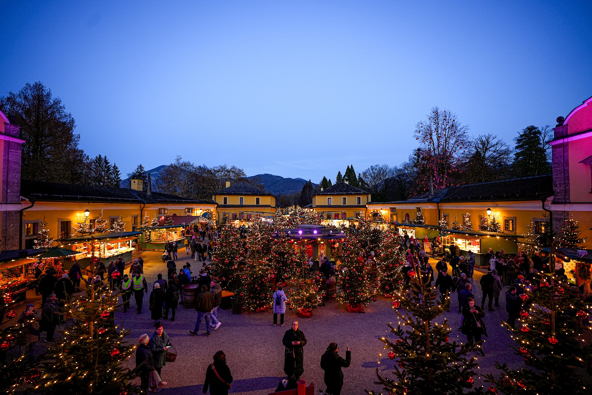 Hellbrunner Adventzauber 2025