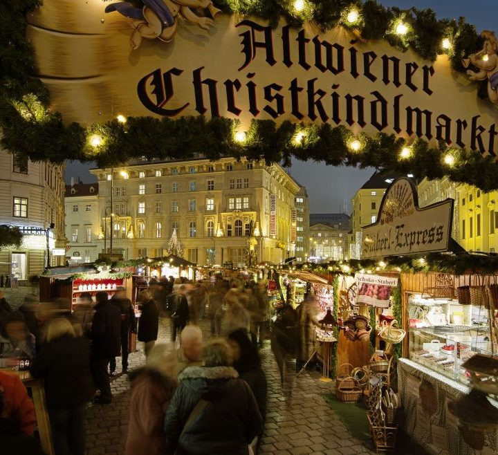 Altwiener Christkindlmarkt auf der Freyung 2025
