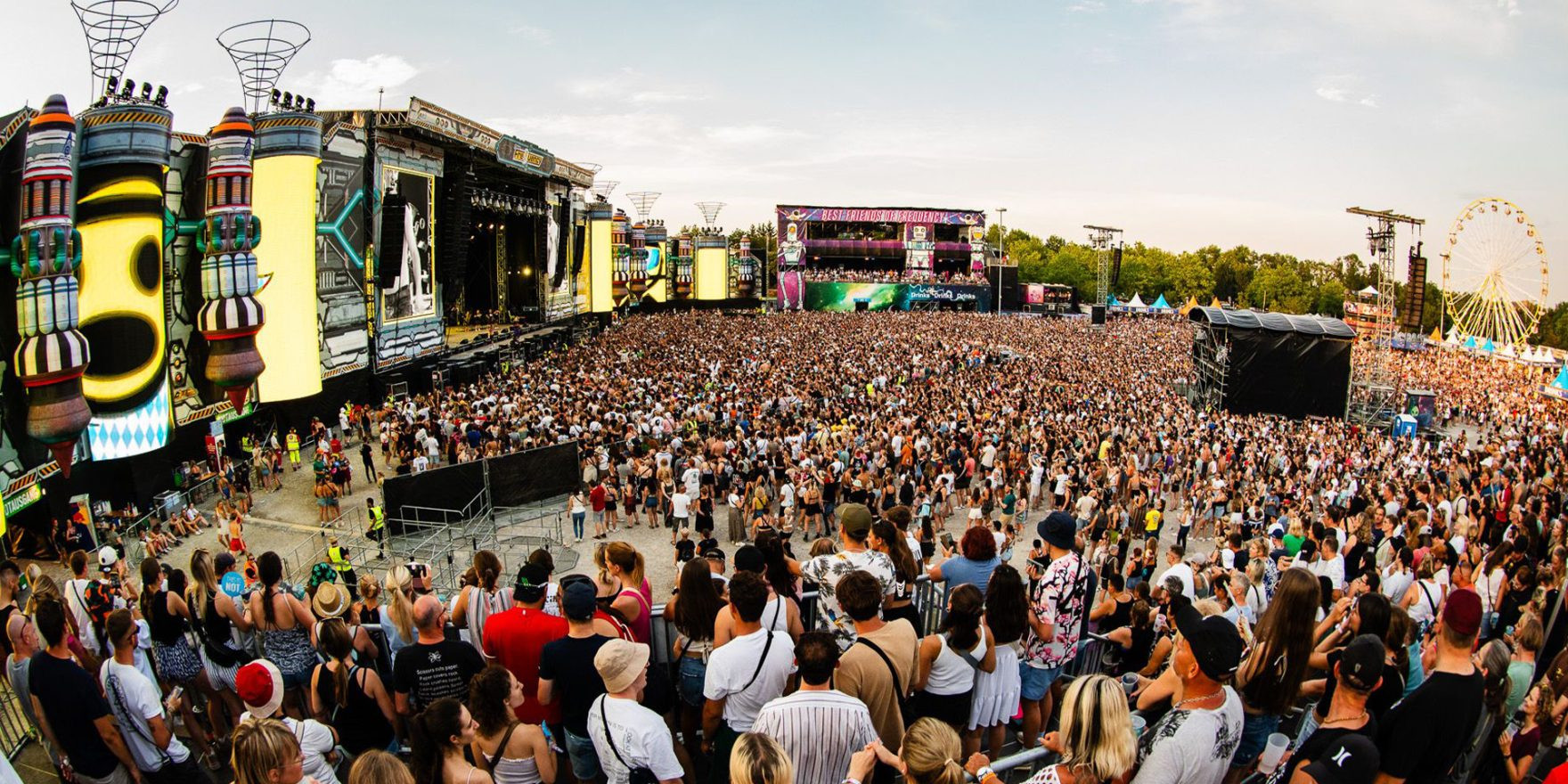 Gewinne 1 x 2 BFF-Festivalpässe für das FM4 Frequency Festival 2025!